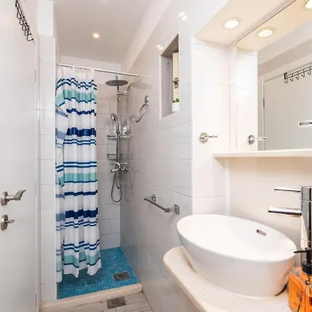 House Lozica By Guide *